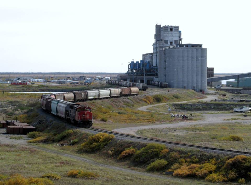 Churchill train and port.